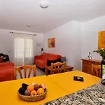 Appartement Marysol 2 With Terrace Close To The Sea Punta Mujeres