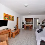 Appartement Marysol 2 With Terrace Close To The Sea Punta Mujeres
