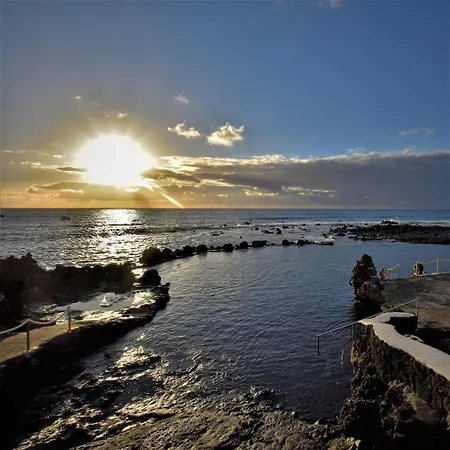 Apartment Marysol 2 With Terrace Close To The Sea Punta Mujeres
