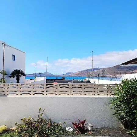 Apartment Marysol 2 With Terrace Close To The Sea